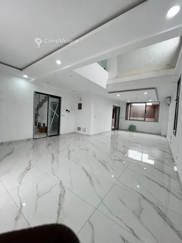 Vente villa 6 pièces à Bingerville