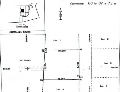 Terrain 775 m² avec accès à l'eau et vue lagune — Cocody Riviera M'Badon